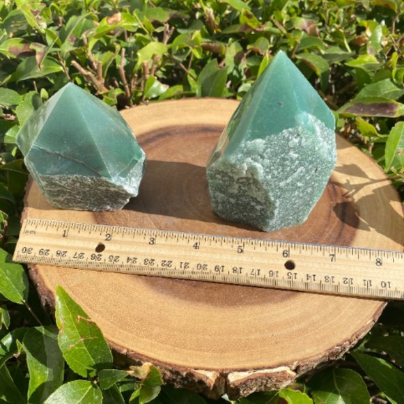 Green Aventurine Polished Point, Boho Decor, Office Art, Healing Stone, Heart - Picture 7 of 7